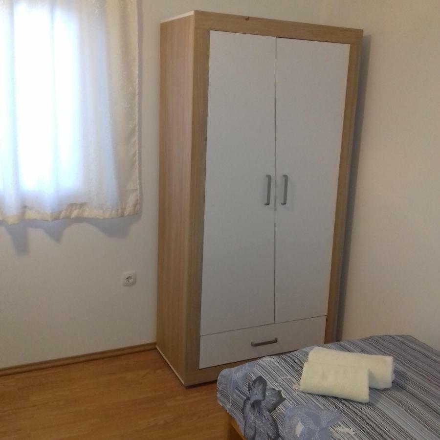 Apartments Dugandzic ดราเช ภายนอก รูปภาพ