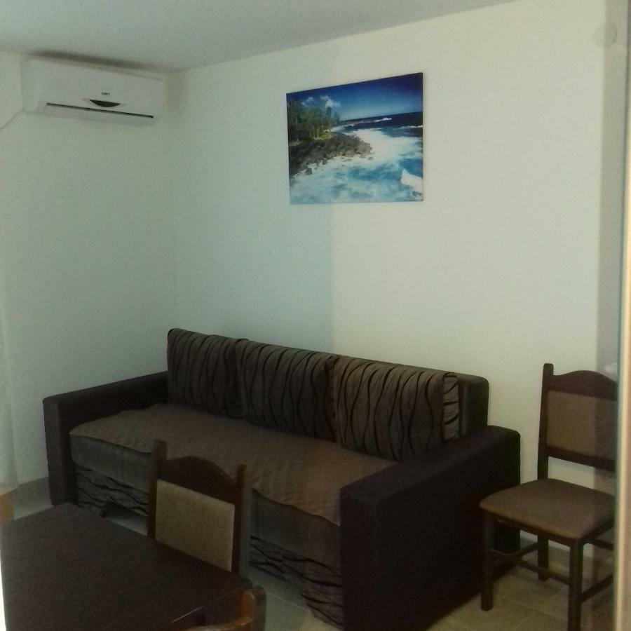 Apartments Dugandzic ดราเช ภายนอก รูปภาพ