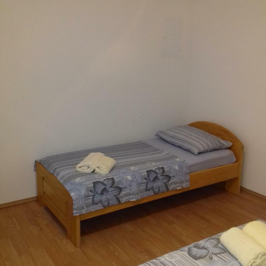 Apartments Dugandzic ดราเช ภายนอก รูปภาพ